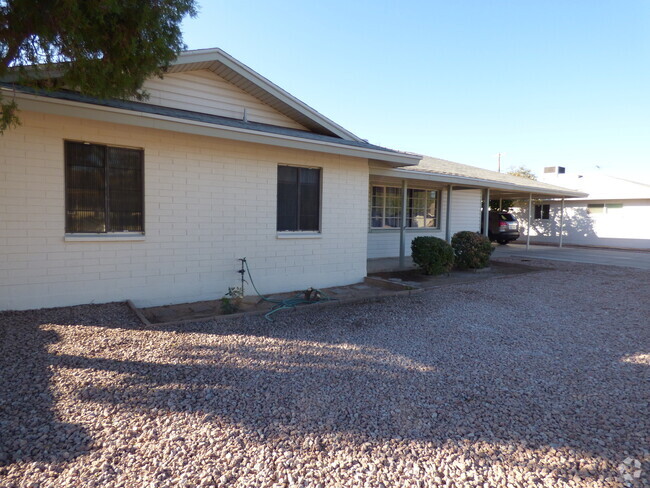 Building Photo - South Scottsdale Charmer!  3 Bedroom 2 Bat... Rental