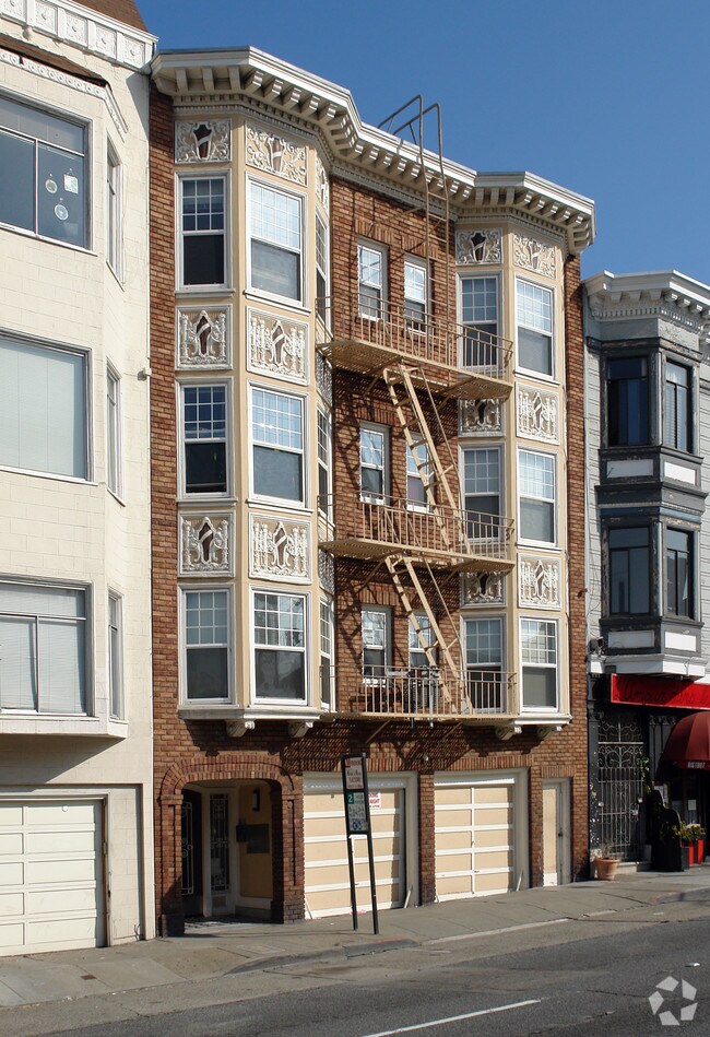 Photo - 1610 Lombard