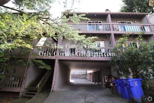 Building Photo - 3712 S Kelly Ave Unit # 2 Rental