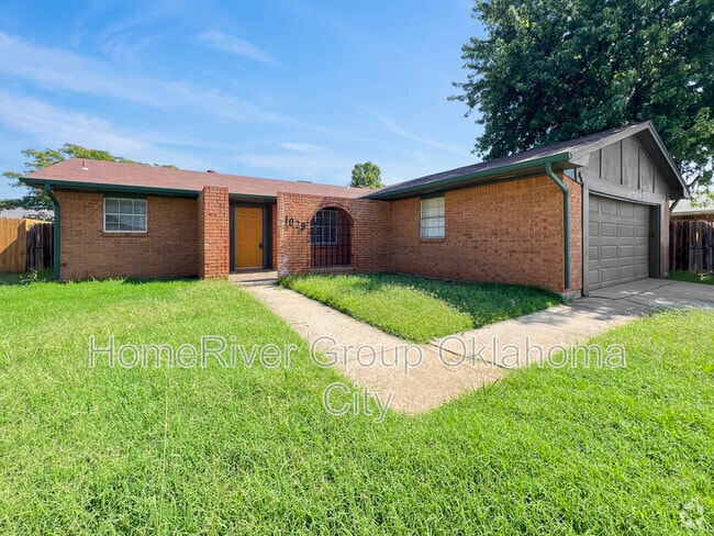 Building Photo - 1029 Cambridge Dr Rental