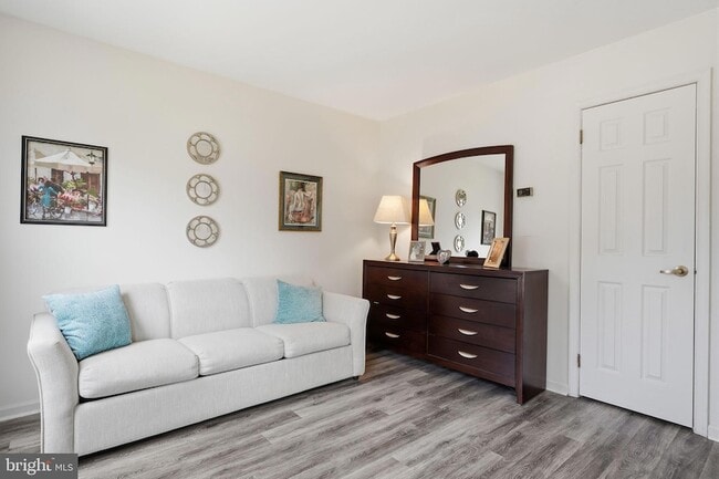 Photo - 9 Hibiscus Pl