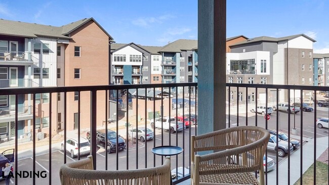 Photo - 185 Polaris Pointe Unit 1-210