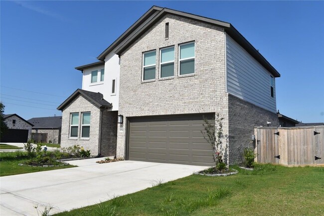 Building Photo - 9742 Burlington Bristol Dr