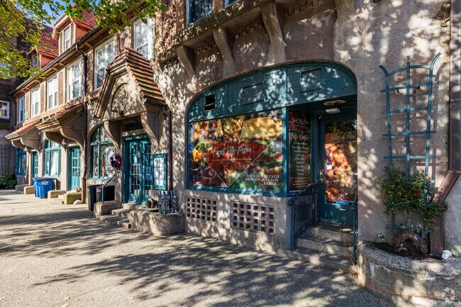 Photo - 12 Station Sq