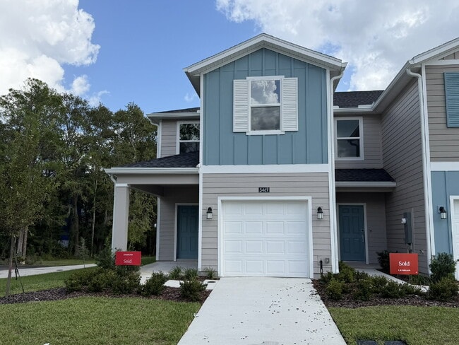 Building Photo - Brand New Townhome in Tara Serena – Gaines...