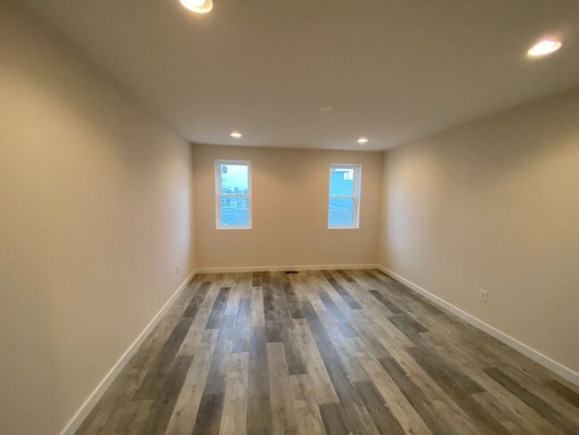 Photo - 2609 Almond St