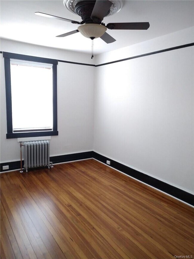 Photo - 262 NY-32 Unit A