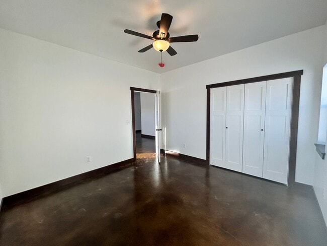 Photo - 487 Ashleigh Ln Unidad A