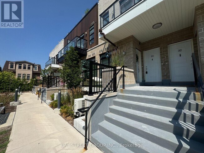 Photo - 57 Finch Ave W
