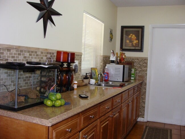 Photo - 2589 Dolphin Dr