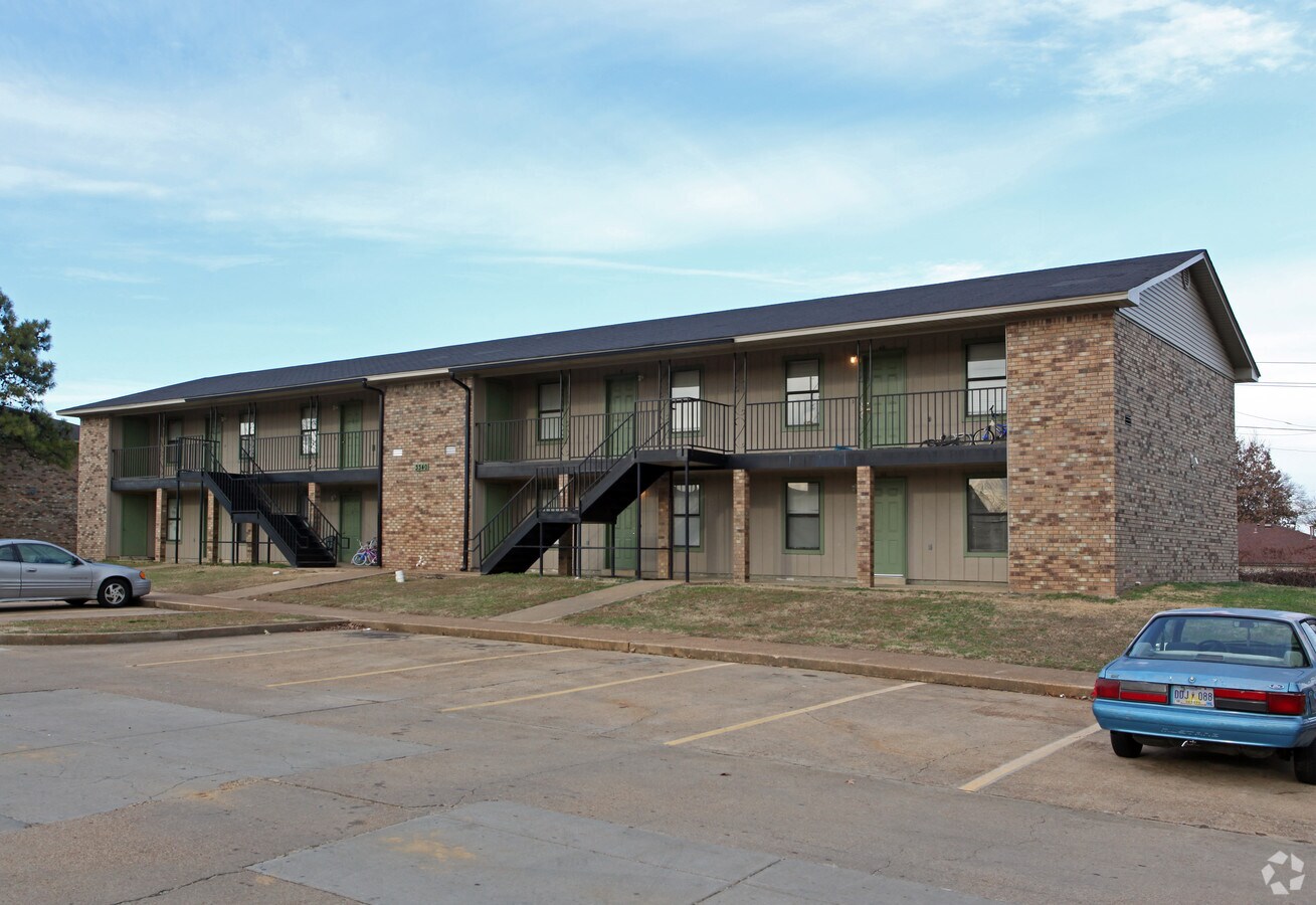 Photo - Parkway Place Apartments