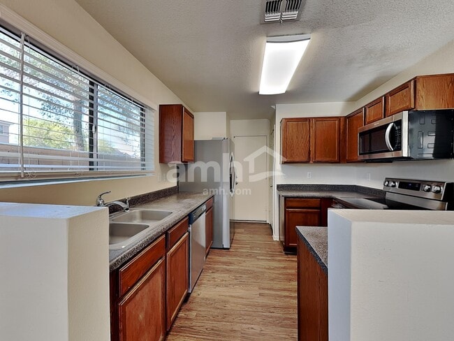 Photo - 9680 N 82nd Ln