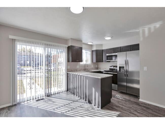 Photo - 3930 W Walsh Pl