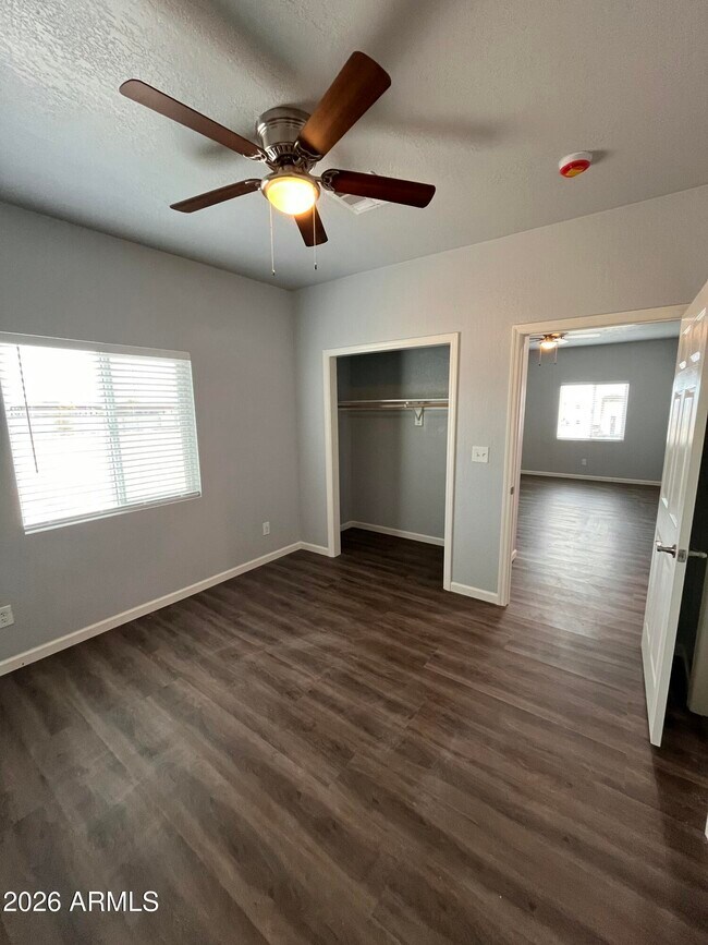 Photo - 713 W Adobe Dam Dr