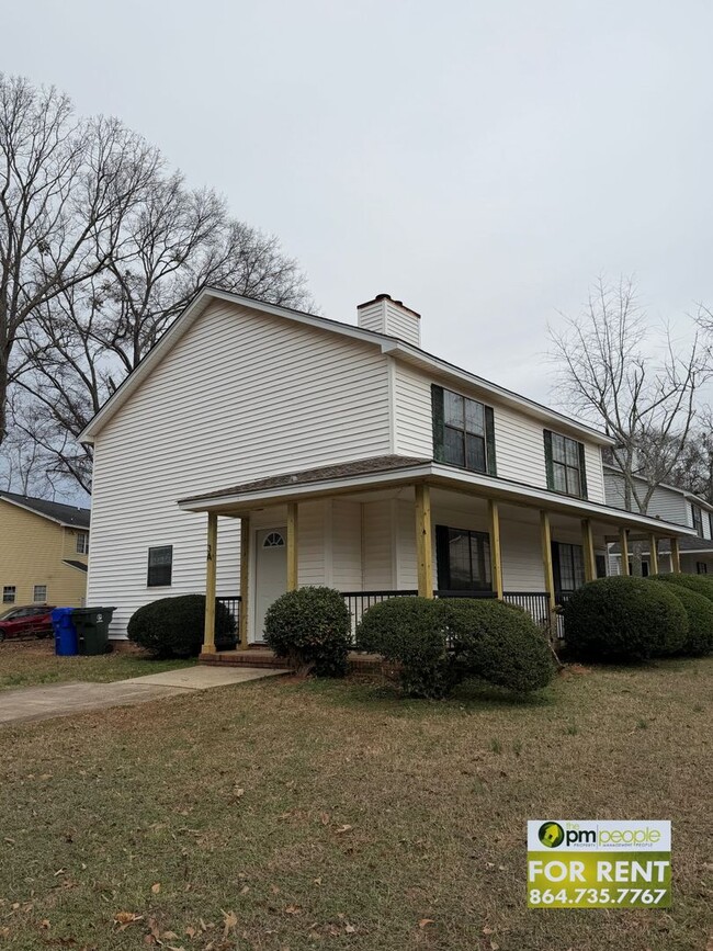 Building Photo - 3 Pointer Ln Unit Pointer Ln 03A