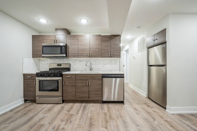 Photo - 2237 S Sacramento Ave