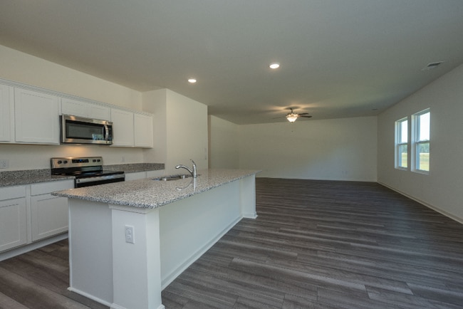 Photo - 604 Polaris Wy