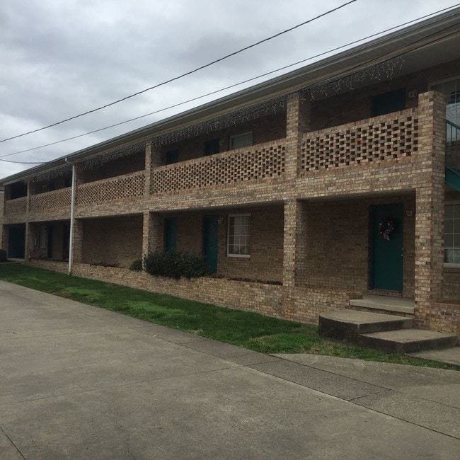 Photo - 2469 3rd Ave