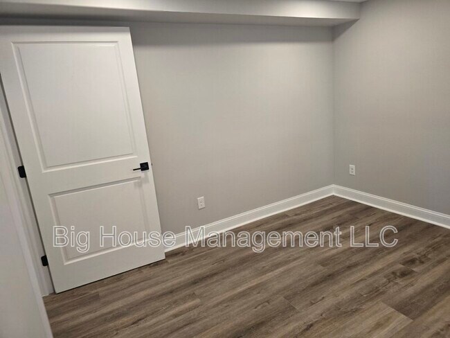 Photo - 707 Druid Park Lake Dr