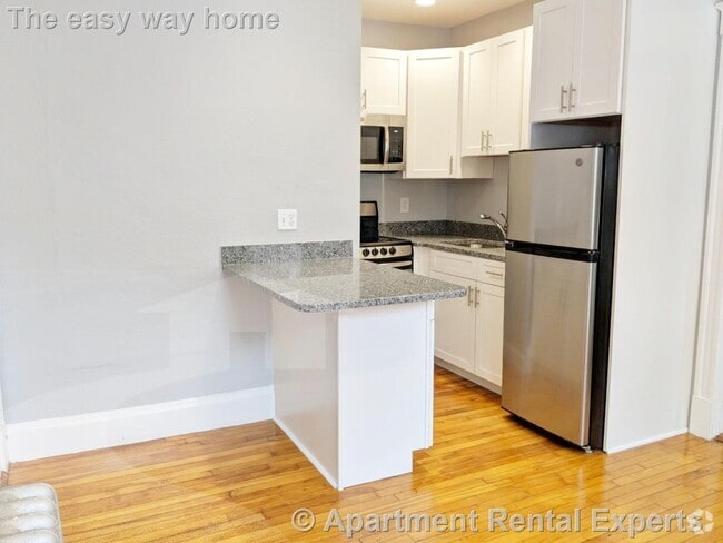 Building Photo - 41 Ivaloo St Unit #1 Rental