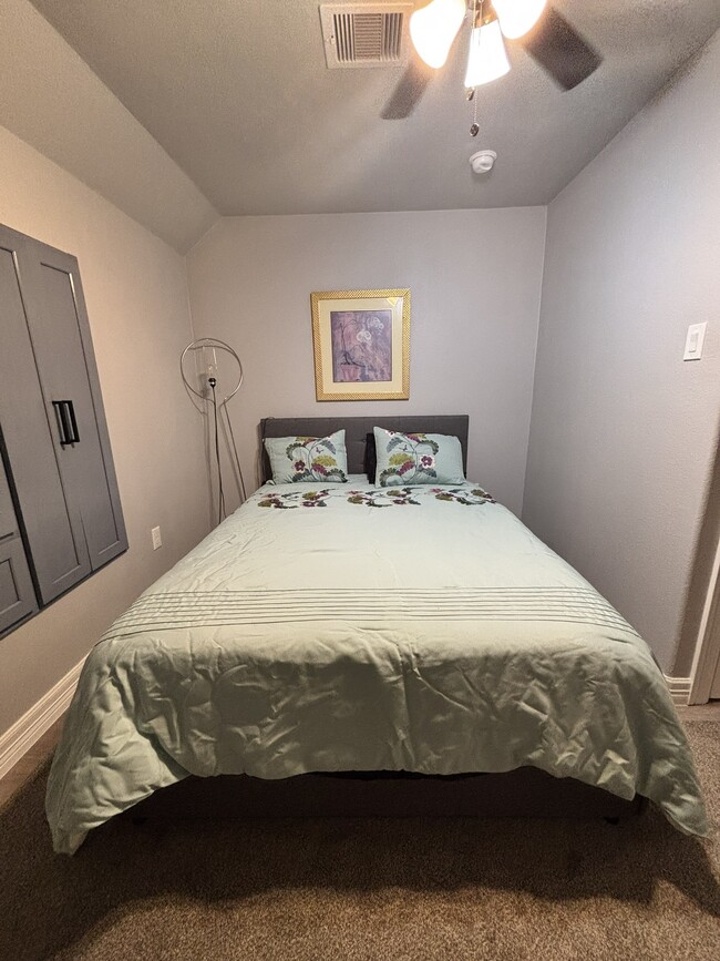 Photo - 427 Rice Ave