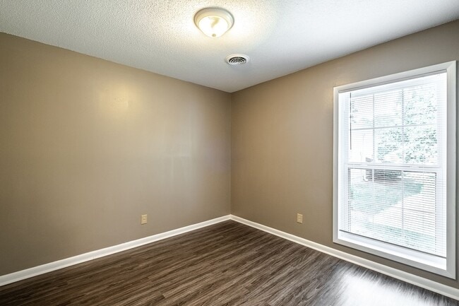 Photo - Aspen Pointe Apartments