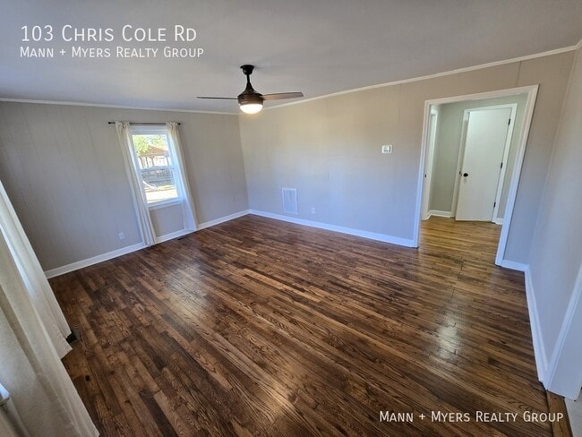 Photo - 103 Chris Cole Rd