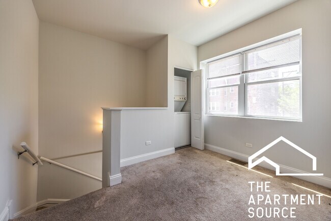 Photo - 1503 N Talman Ave Unit CH