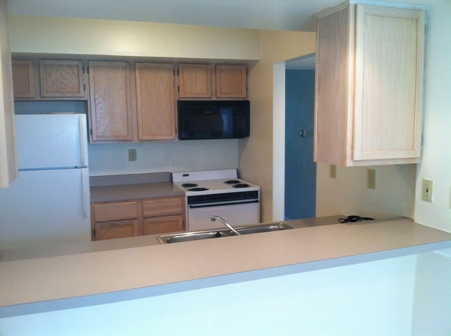 Photo - 2929 Horizon Dr