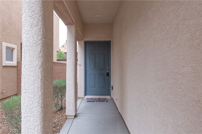 Photo - 2875 Rough Green St