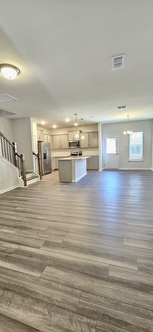 Photo - 220 Broomside Ave