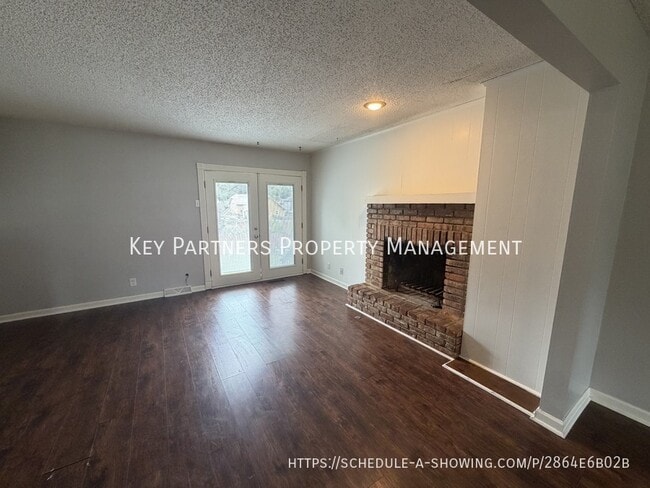 Photo - 138 E Nelson Cir