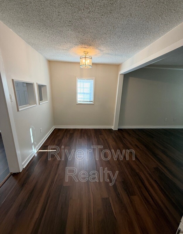 Photo - 824 Milstead Rd