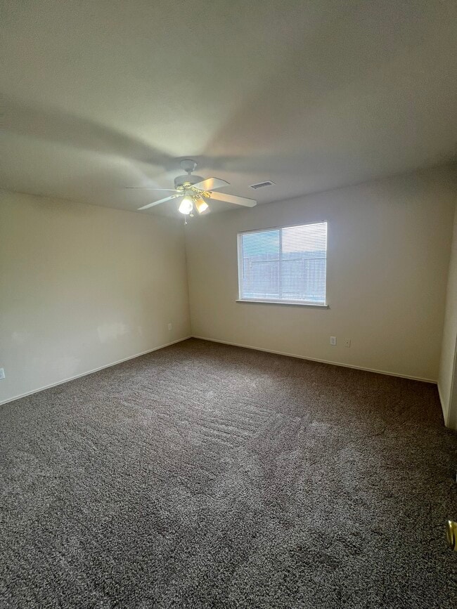 Photo - 19530 Sandy Woods Dr