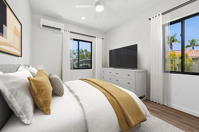Freestanding Home bedroom with hard-surface flooring