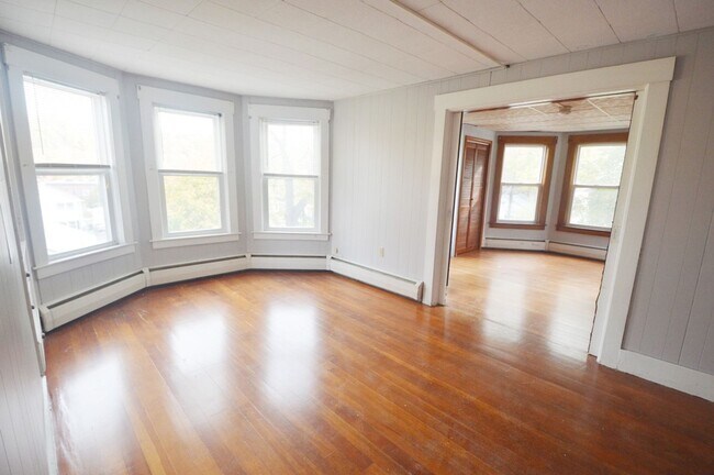 Photo - 38 Cascade St Unidad 2nd floor