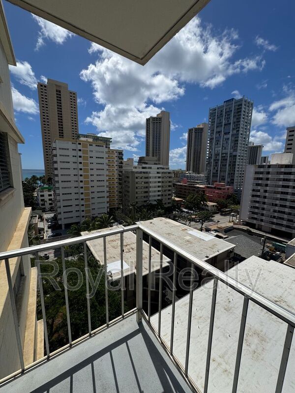 Building Photo - 222 Lili?uokalani Ave Unit #1104