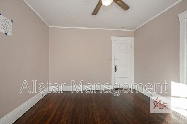 Photo - 3786 W 37th St Unidad #1