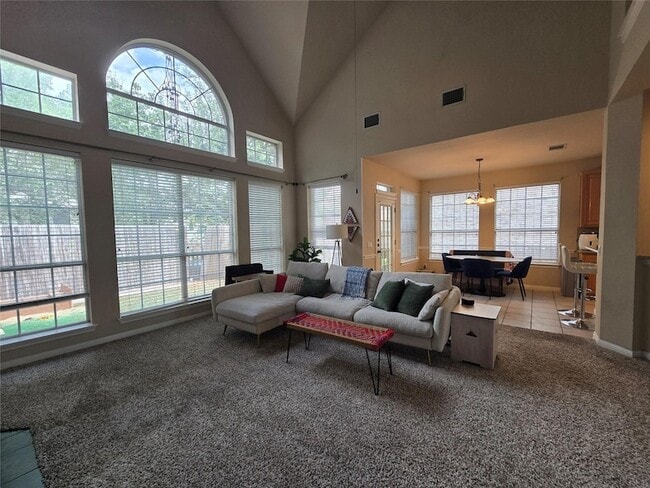 Photo - 10620 Chestnut Ridge Rd