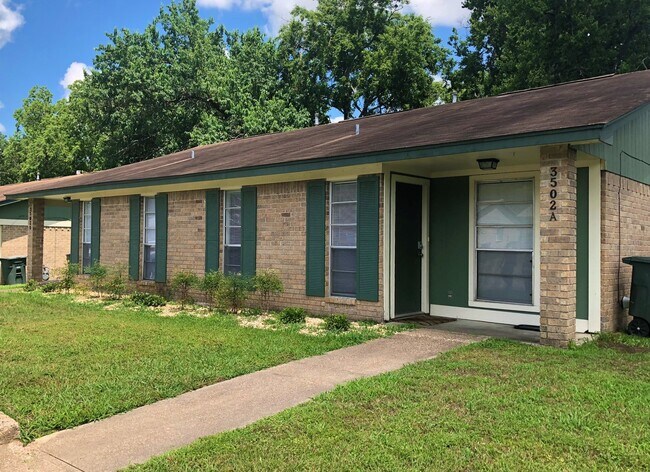 Building Photo - 3502CU Unit A