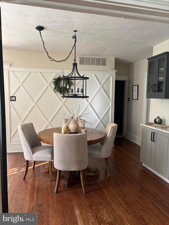 Photo - 20 N Logan Ave