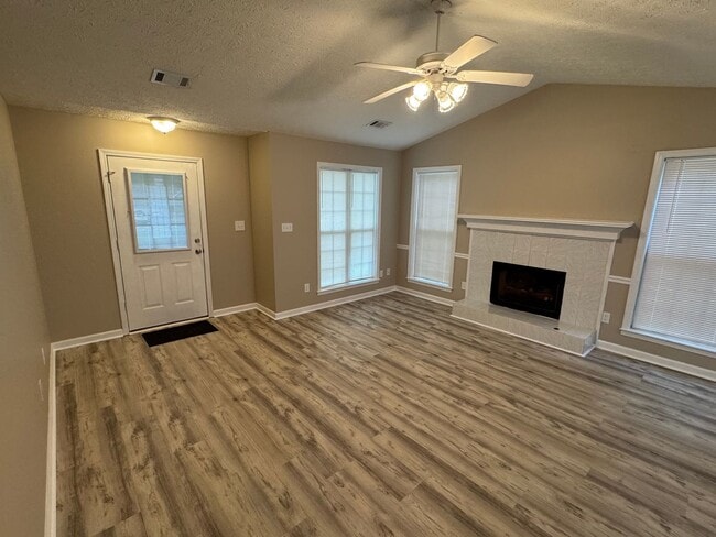 Photo - Wonderful 3 Bed 2 Bath Home in Covington w...