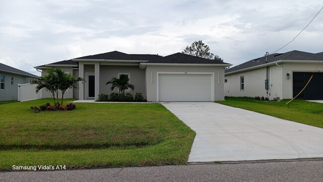 Building Photo - 161 Antilla Dr Rental