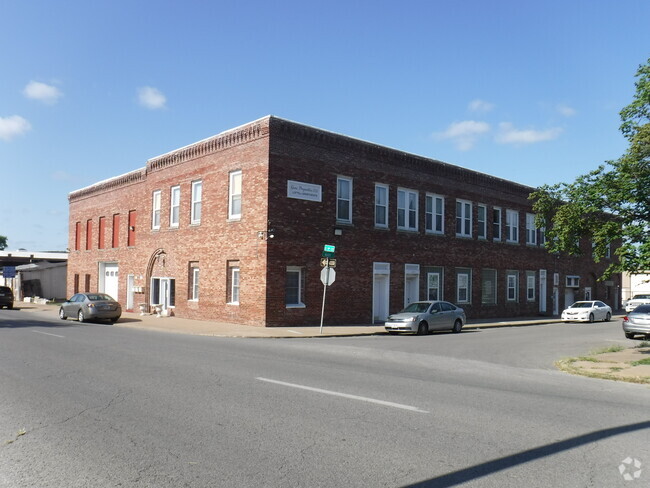 Building Photo - 720 S 9th St Unit 8 Rental