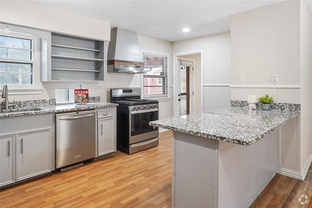 Building Photo - 2711 Santa Cruz Dr Rental