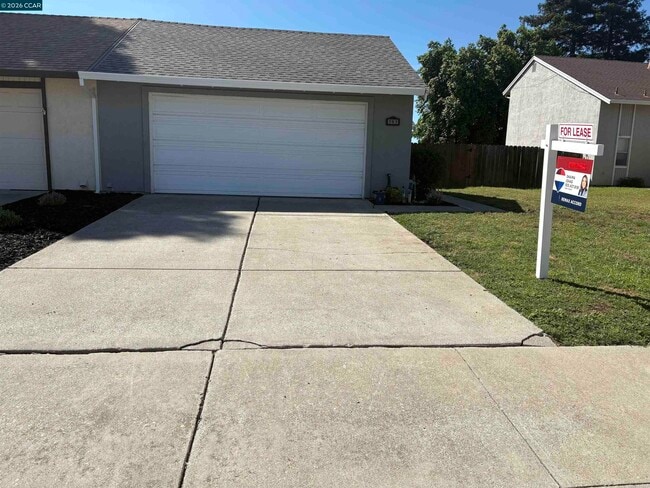 Building Photo - 757 Valley Green Dr