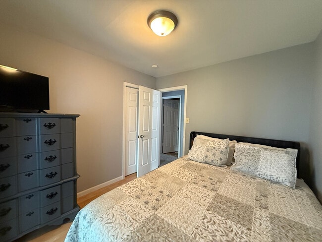 Photo - 501 N Dickson St Unit ID1328958P