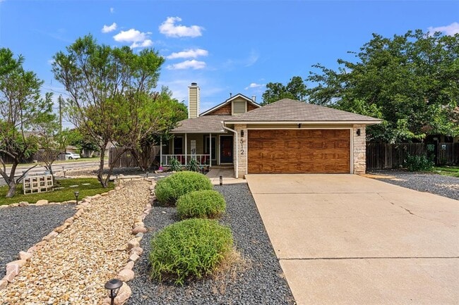 Photo - 512 Edwards Dr