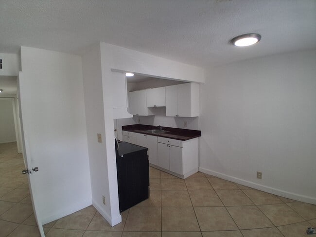 Photo - 401 SW 13th Pl