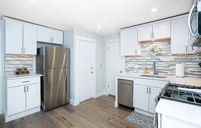Photo - 14 Brinley St Condo